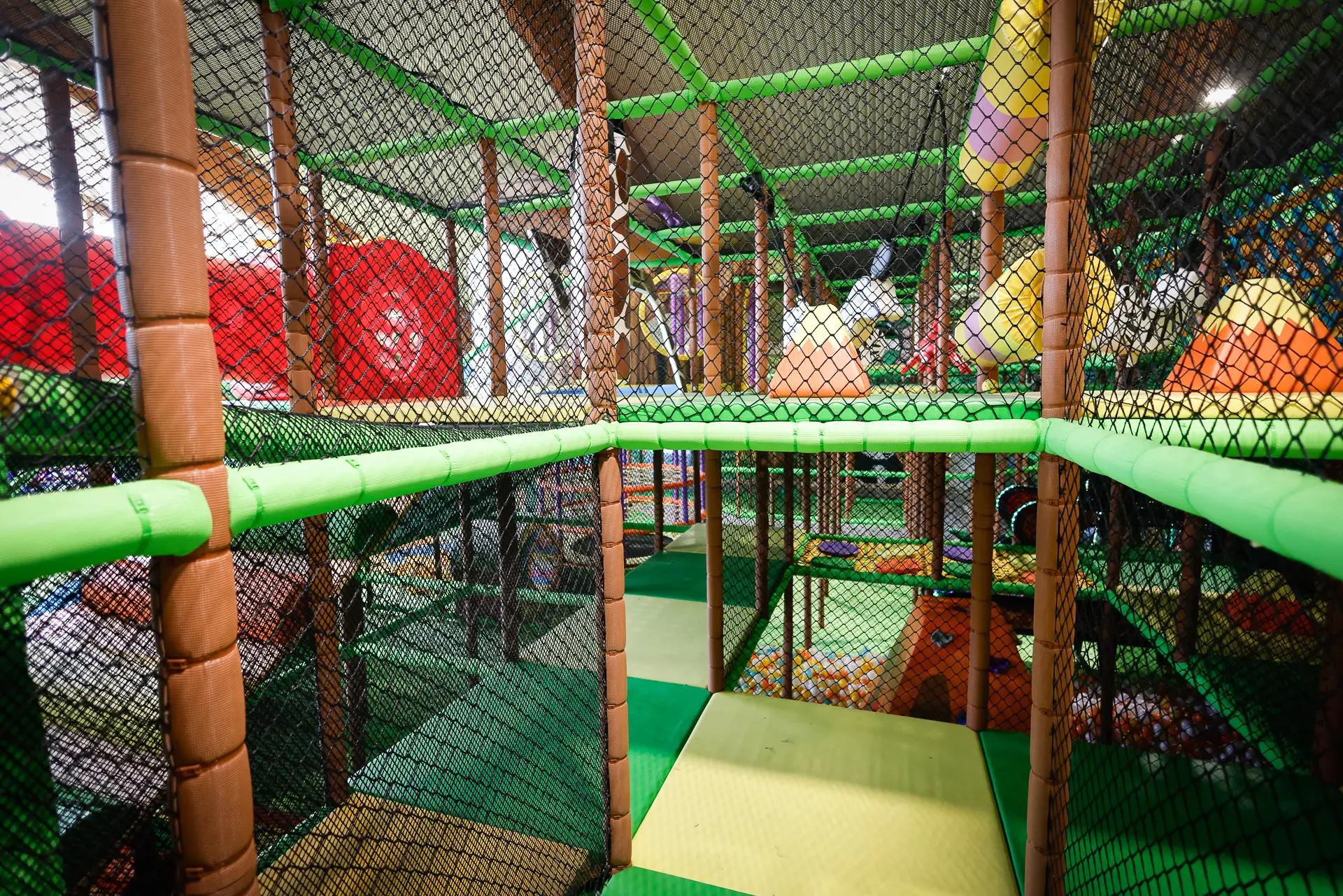 https://cocobambino.de/wp-content/uploads/2025/02/2025-01-398.webp